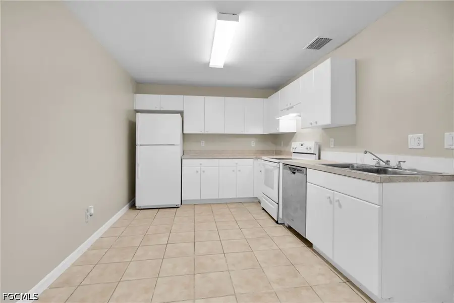 5140/5142 29th Street Sw, Lehigh Acres, FL 33973 - #3