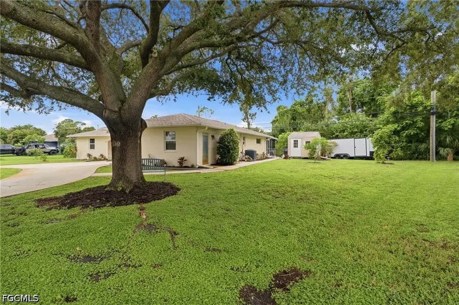2230 Jasper Avenue, Fort Myers, FL 33907 - #2