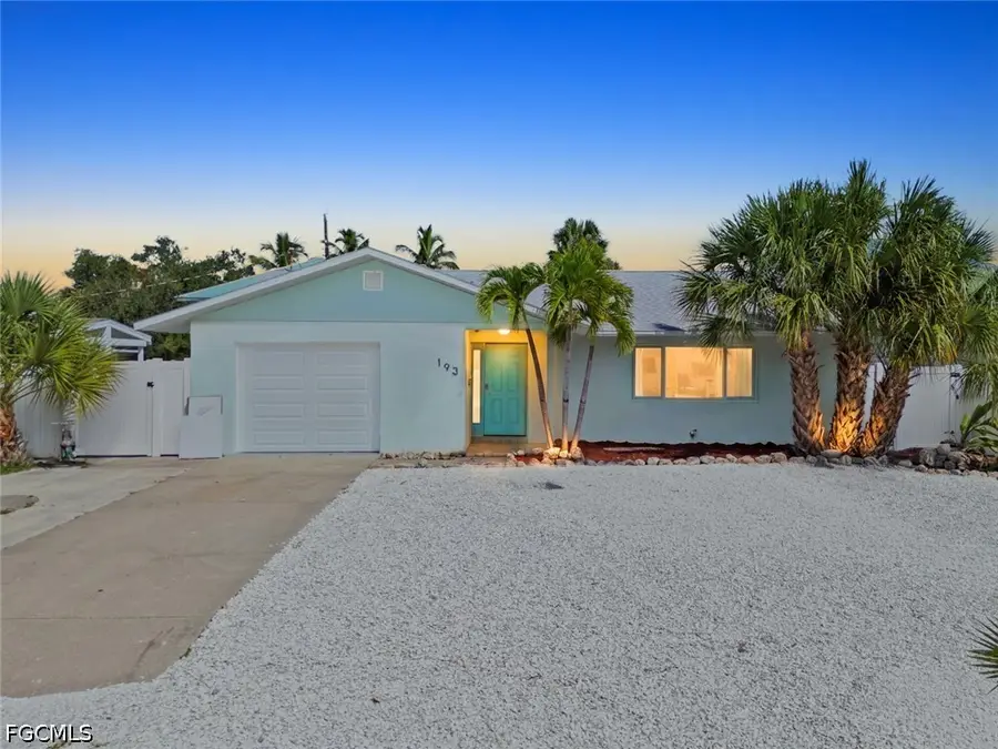 193 Hibiscus Drive, Fort Myers Beach, FL 33931 - #2