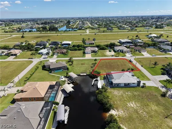 516 NW 33rd Avenue, Cape Coral, FL 33993
