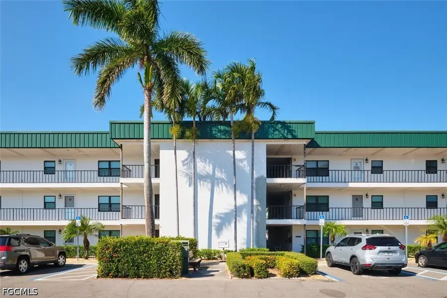 1747 Pebble Beach Drive #302, Fort Myers, FL 33907 - #2