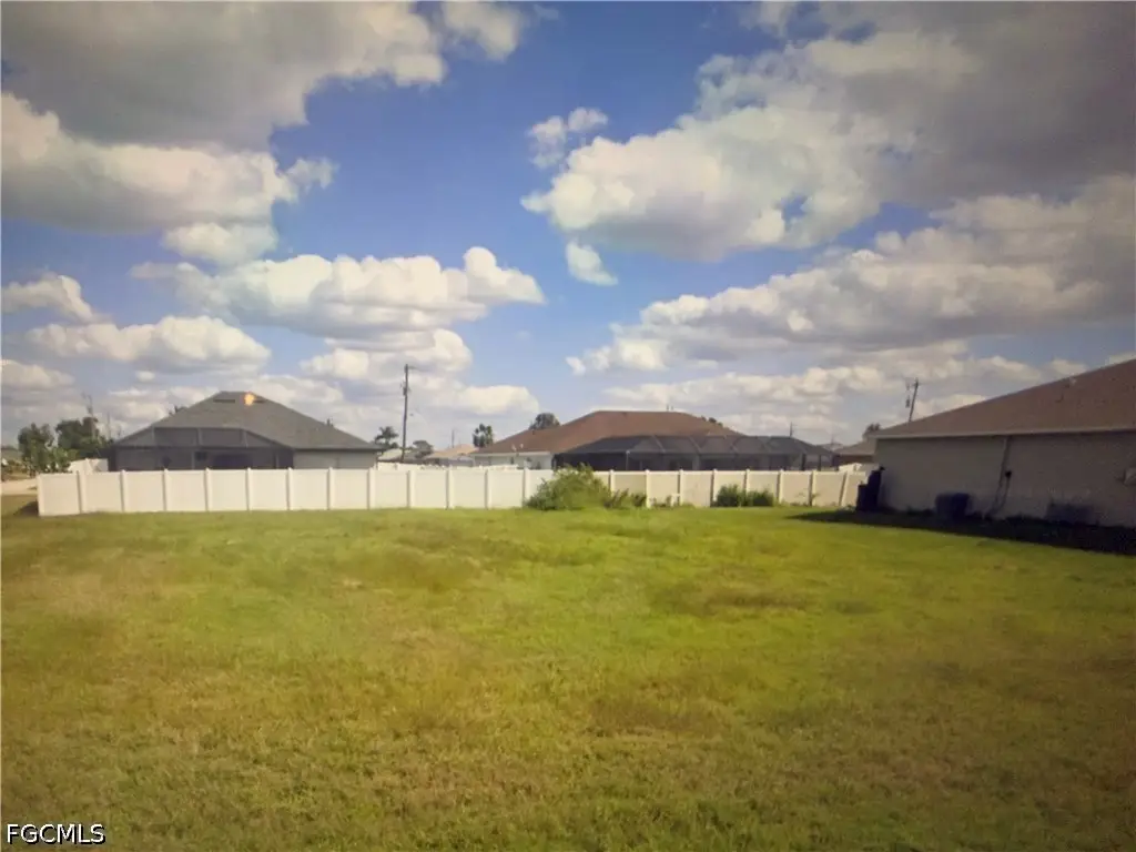 3013 NE 2nd Place, Cape Coral, FL 33909 - #1