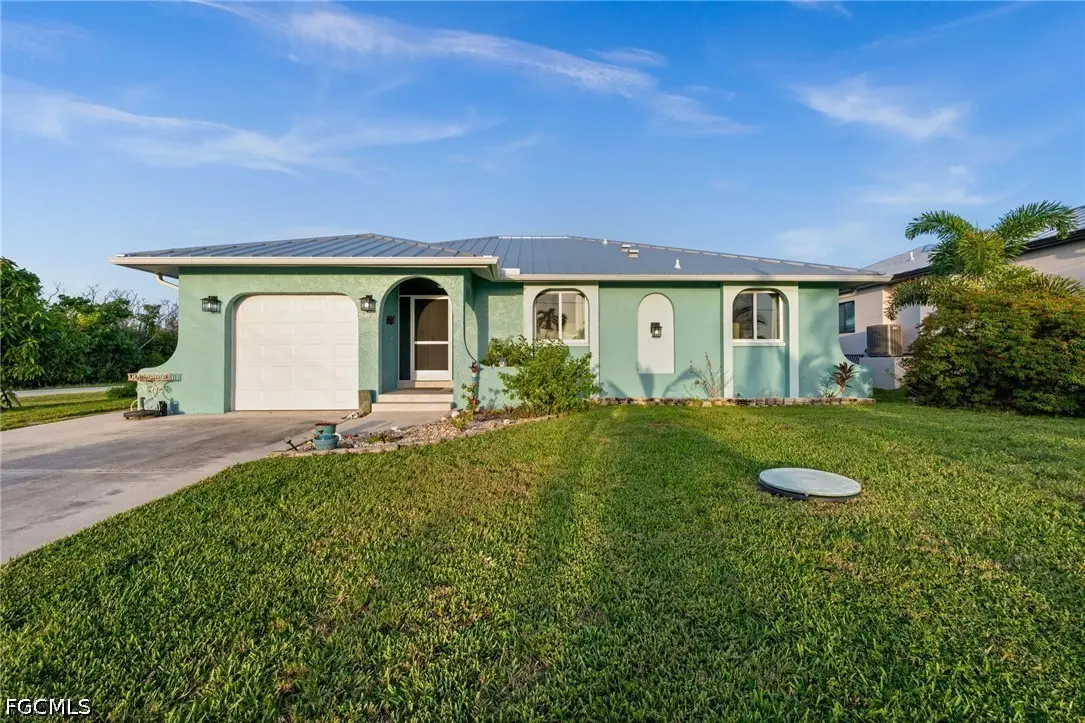 2498 Sapodilla Lane, Saint James City, FL 33956 - #1