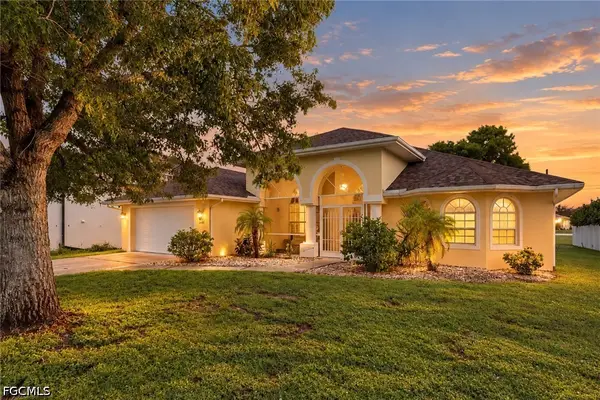 3401 SW 25th Place, Cape Coral, FL 33914