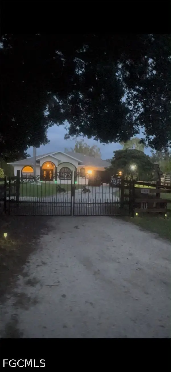 7221 Eastwood Acres Road, Fort Myers, FL 33905 - #3