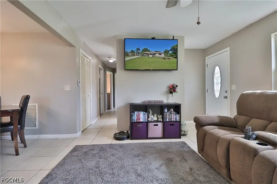 205 Maine Avenue, Fort Myers, FL 33905 - #3