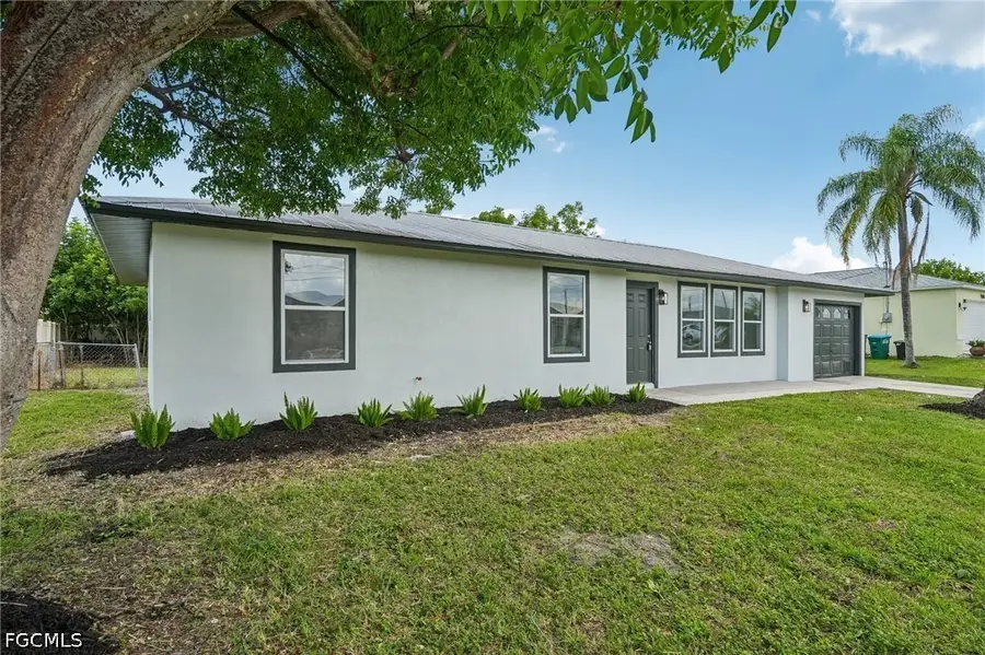 706 SW 31st Street, Cape Coral, FL 33914 - #2
