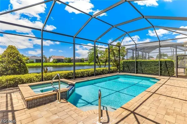 12764 Fairway Cove Court, Fort Myers, FL 33905