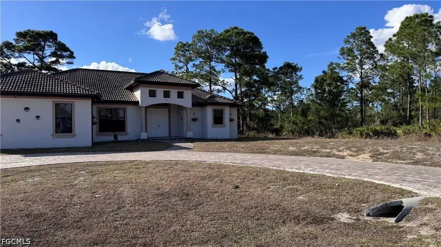 607 Johns Avenue, Lehigh Acres, FL 33972 - #2