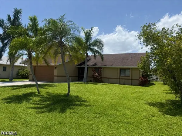 3506 Country Club Boulevard, Cape Coral, FL 33904