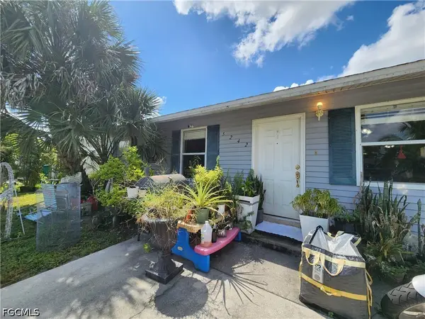 5242 Texas Avenue, Naples, FL 34113