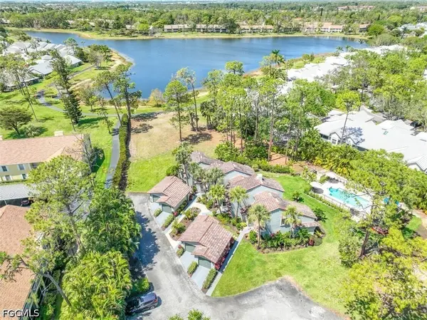 2708 Santa Cruz Boulevard #B3, Naples, FL 34112