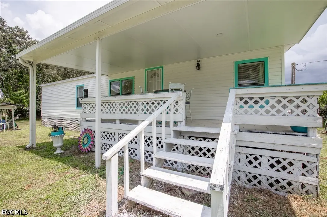 735 N Granja Street, Clewiston, FL 33440 - #1
