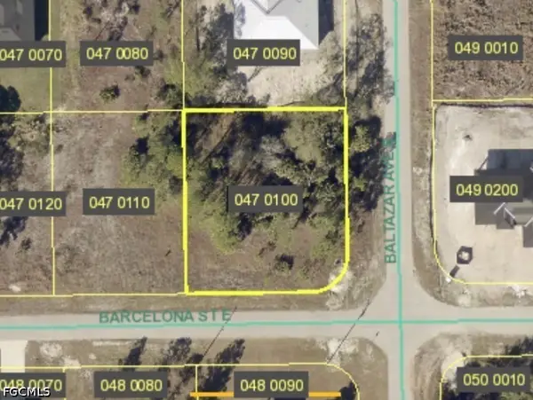 927 Barcelona Street E, Lehigh Acres, FL 33974
