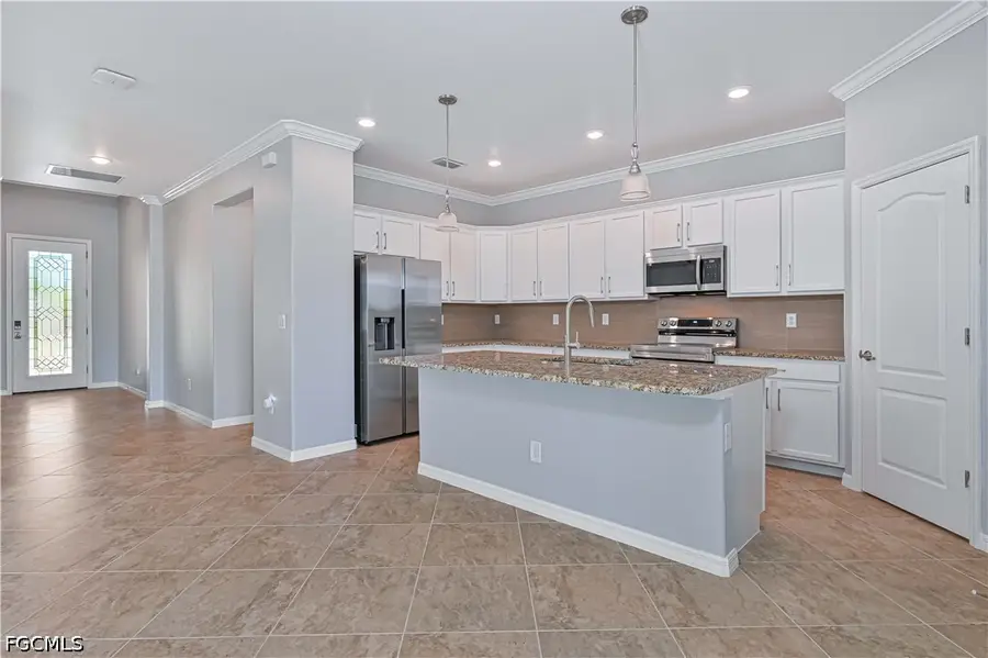 16088 Palmetto Prairie Drive, Alva, FL 33920 - #3