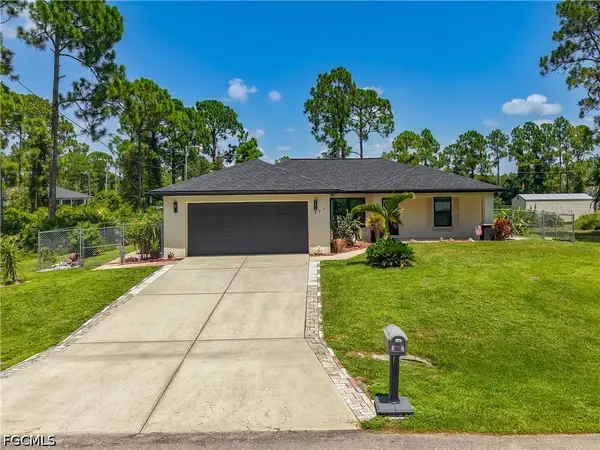 927 Franklin Street E, Lehigh Acres, FL 33974