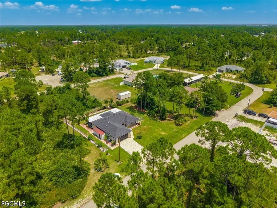 927 Franklin Street E, Lehigh Acres, FL 33974 - #3