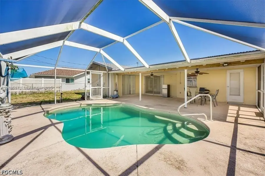 915 SE 20th Street, Cape Coral, FL 33990 - #3
