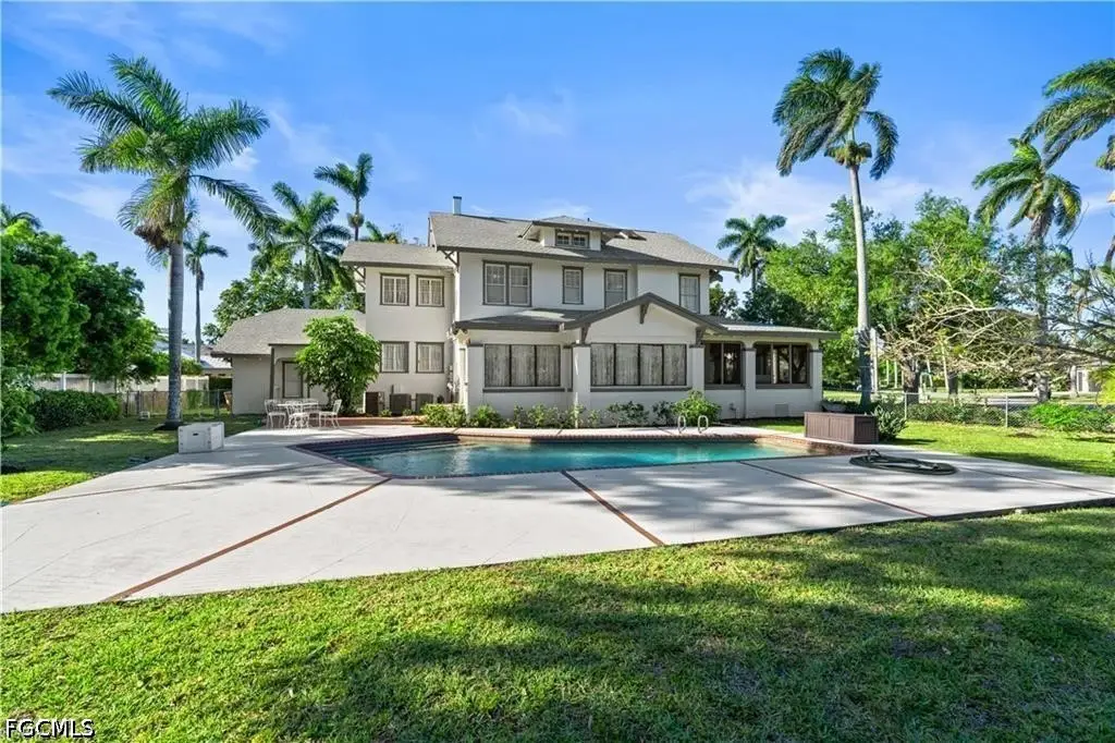 3235 Avocado Drive, Fort Myers, FL 33901 - #1