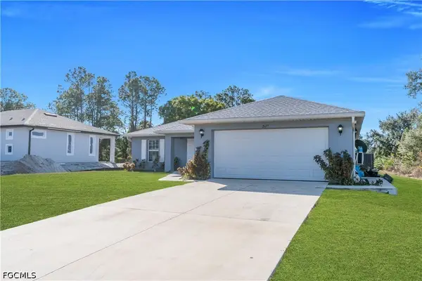 2617 53rd Street W, Lehigh Acres, FL 33971