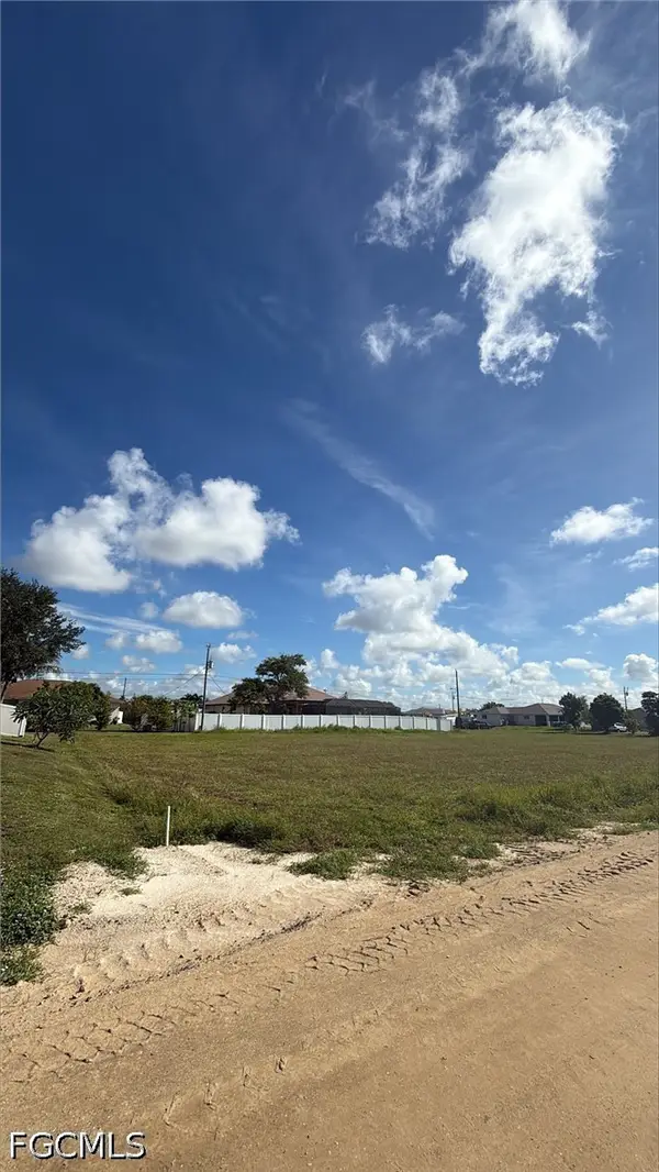 1711 NE 17th Street, Cape Coral, FL 33909