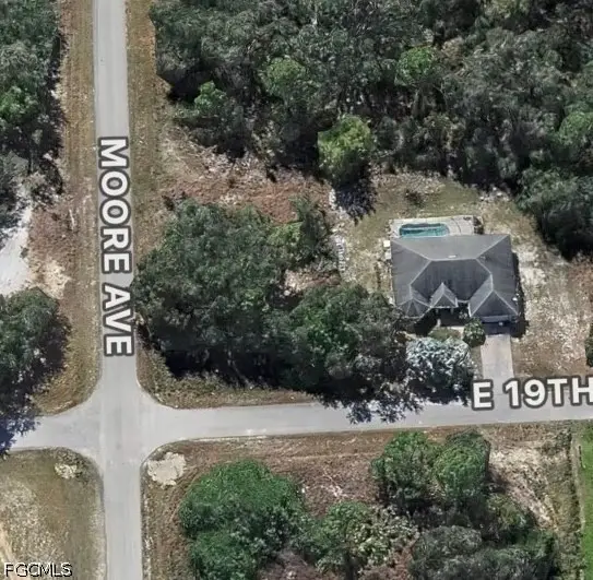3906 E 19th Street, Lehigh Acres, FL 33972