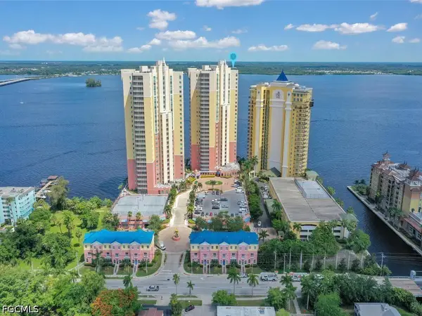 2745 1st Street #1006, Fort Myers, FL 33916