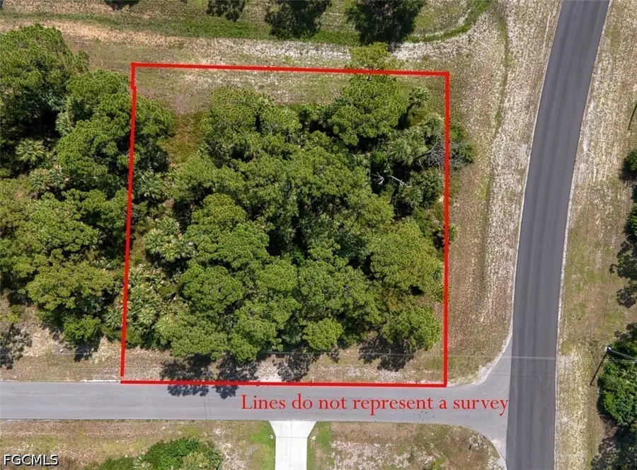 8087 Sherwood Circle, Labelle, FL 33935 - #3