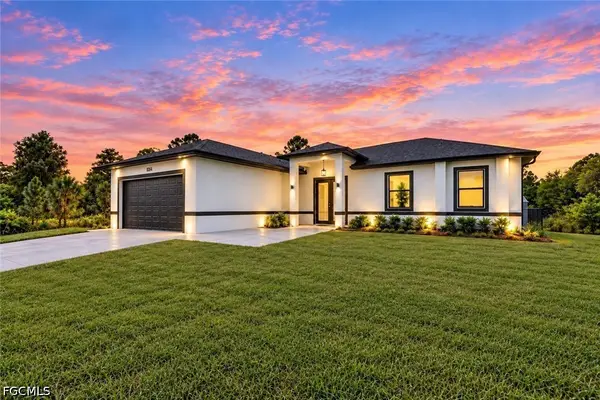 1054 Barnett Street E, Lehigh Acres, FL 33974
