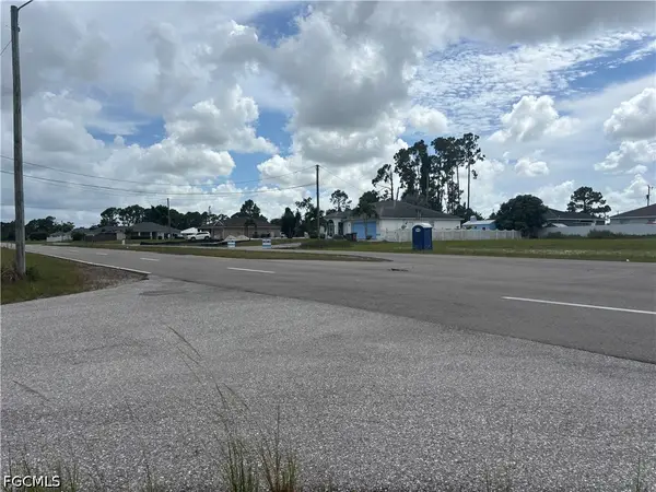 3701 W Gator Circle, Cape Coral, FL 33909