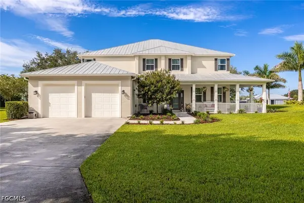 16450 Oakview Circle, Alva, FL 33920
