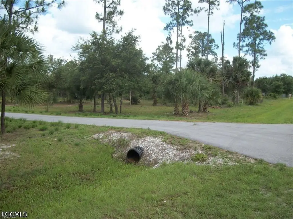 335 N Hacienda Street, Clewiston, FL 33440 - #1