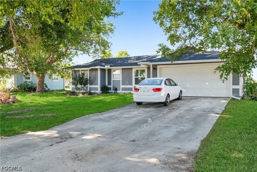 1210 NE 5th Place, Cape Coral, FL 33909 - #2