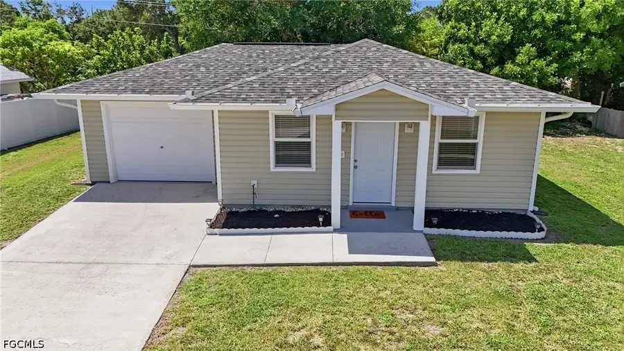 899 Ridgeway Drive, North Fort Myers, FL 33903 - #2