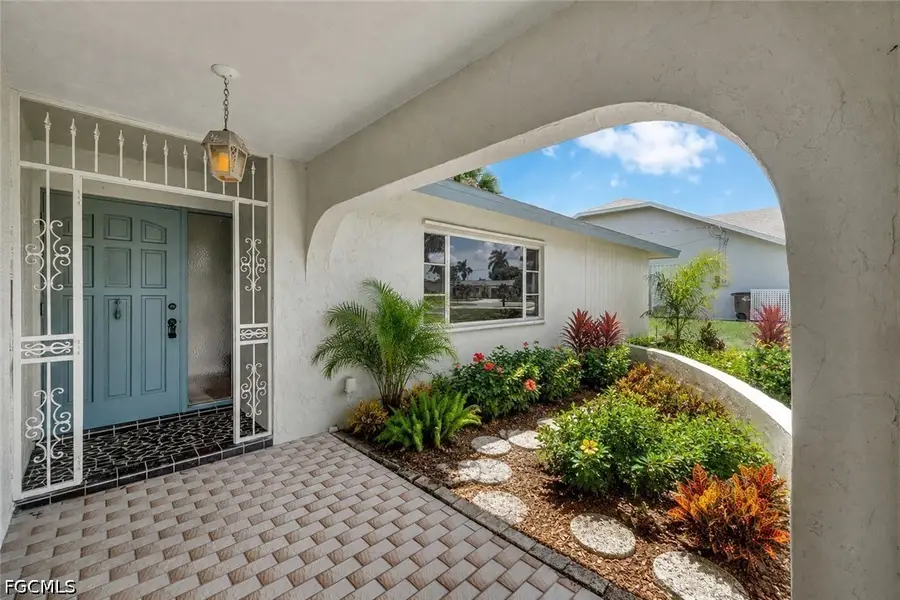 206 SE 46th Terrace, Cape Coral, FL 33904 - #3