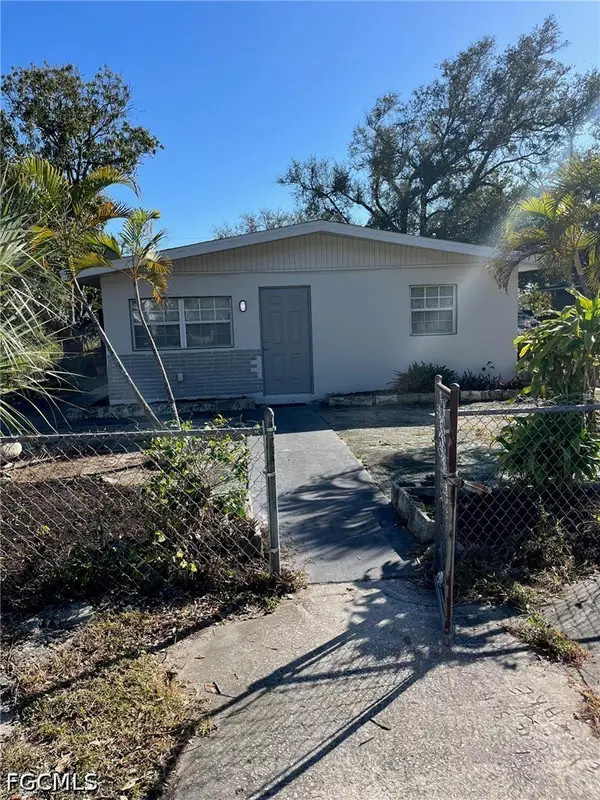 2640 Saint Charles Street, Fort Myers, FL 33916