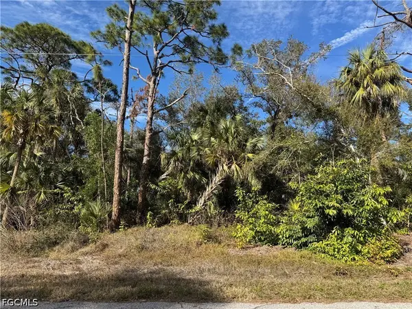 18106 Luscar Avenue, Port Charlotte, FL 33954