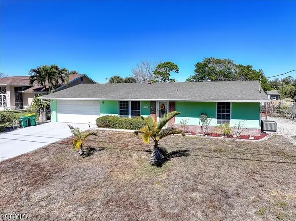 18366 Burkholder Circle, Port Charlotte, FL 33948