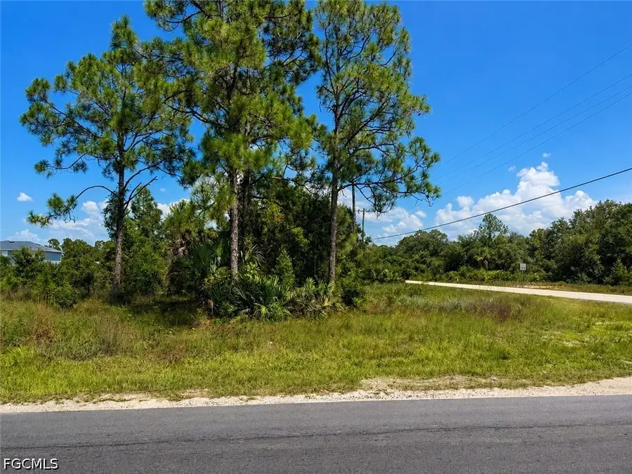 600 E Moore Avenue, Lehigh Acres, FL 33972 - #2