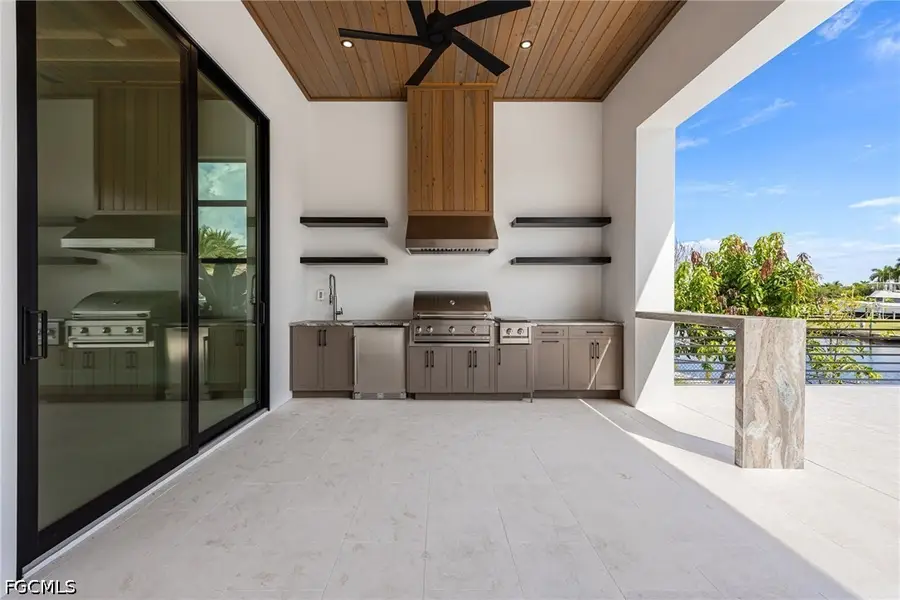 111 Montrose Drive, Fort Myers, FL 33919 - #2