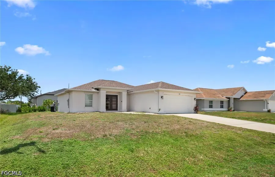 202 NW 25th Place, Cape Coral, FL 33993 - #2