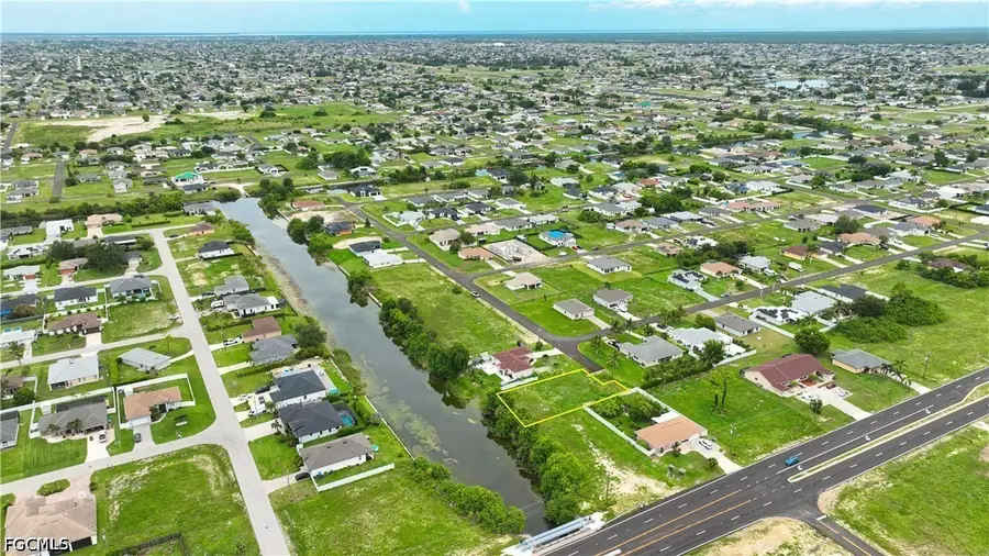 722 NE 12th Street, Cape Coral, FL 33909 - #2