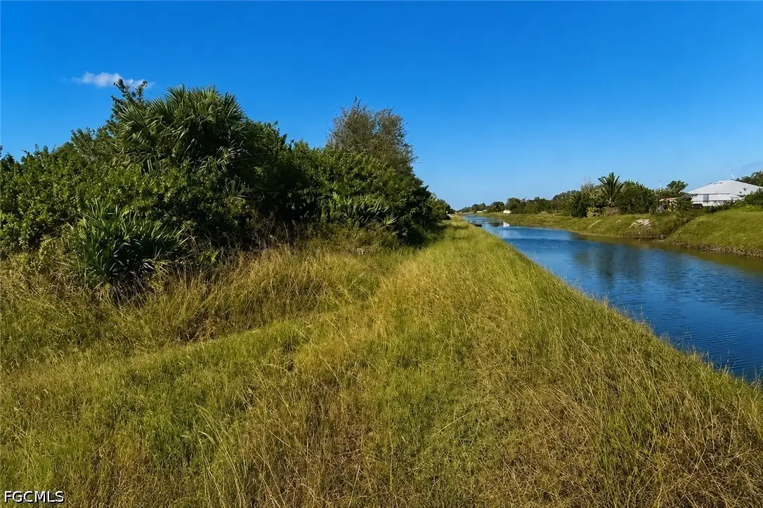 1504 Paula Avenue S, Lehigh Acres, FL 33976 - #1