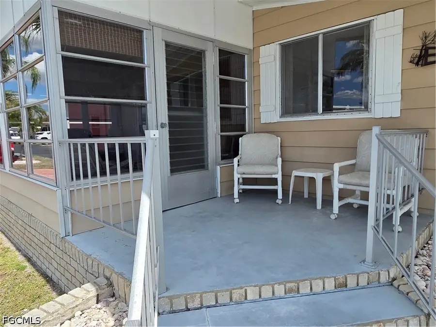 561 Winning Way, North Fort Myers, FL 33917 - #3