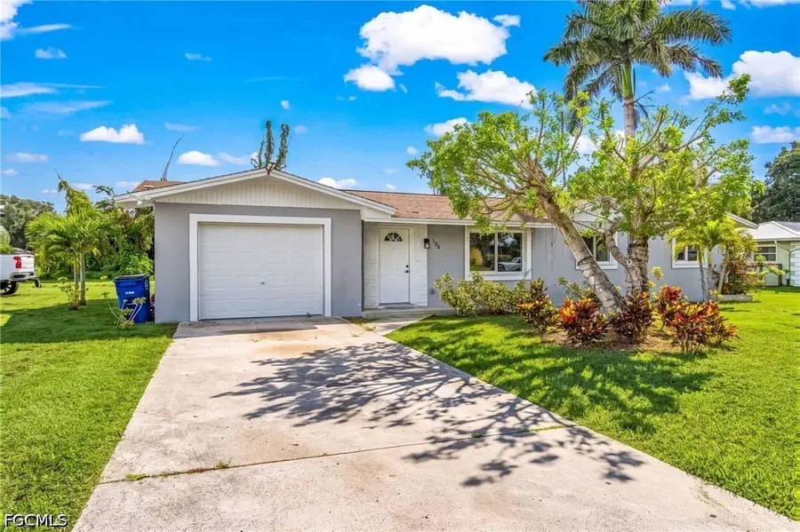 164 Coral Drive, Fort Myers, FL 33905 - #2