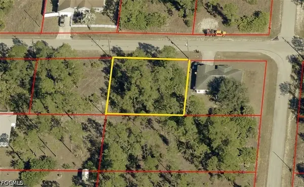 2904 E 23rd Street, Alva, FL 33920