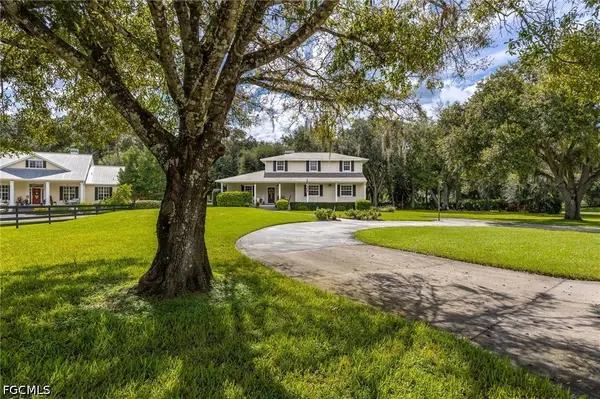 4691 Long Lake Drive, Fort Myers, FL 33905