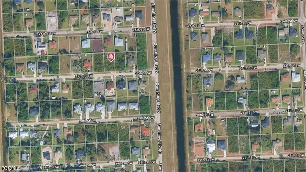 3106 27th Street Sw, Lehigh Acres, FL 33976