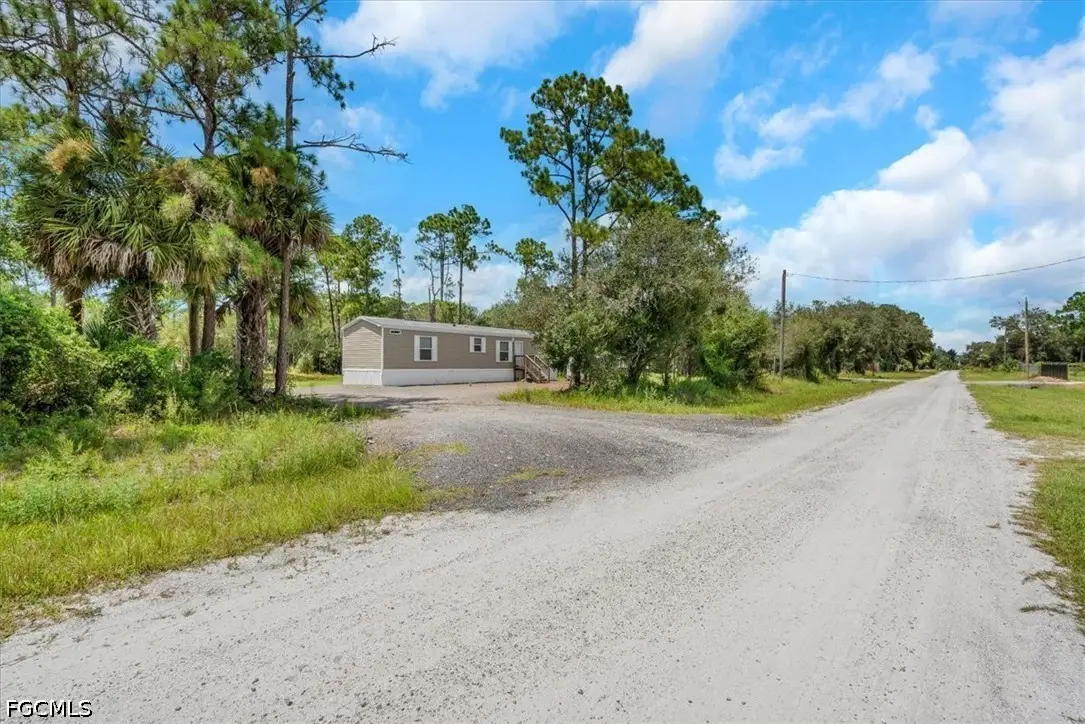 470 S Jinete Street, Clewiston, FL 33440 - #1