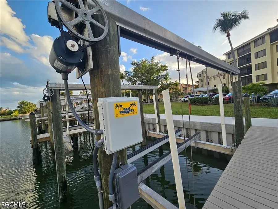 7327 Estero Boulevard #100, Fort Myers Beach, FL 33931 - #2